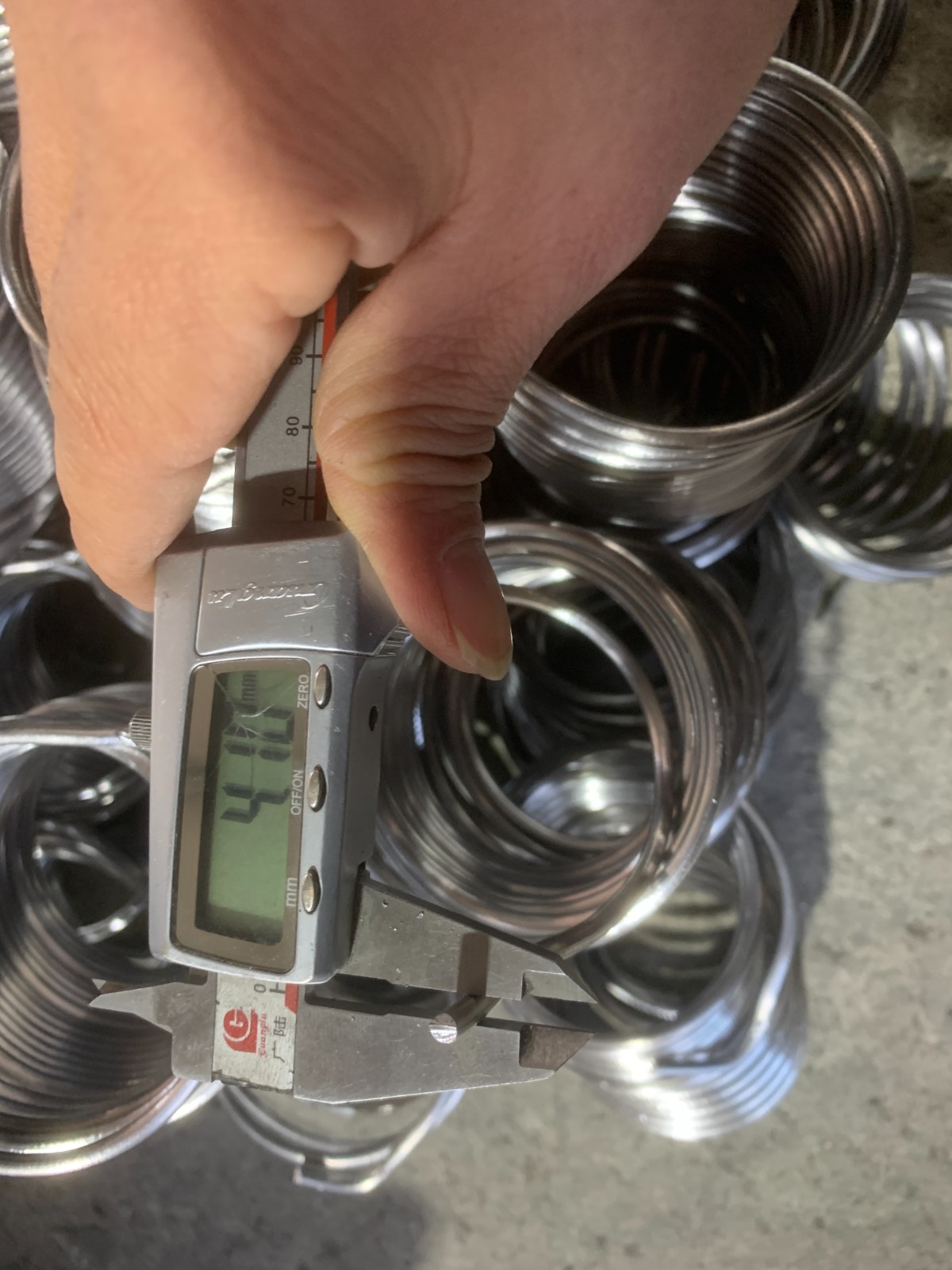 新疆4mm厚铅丝加工