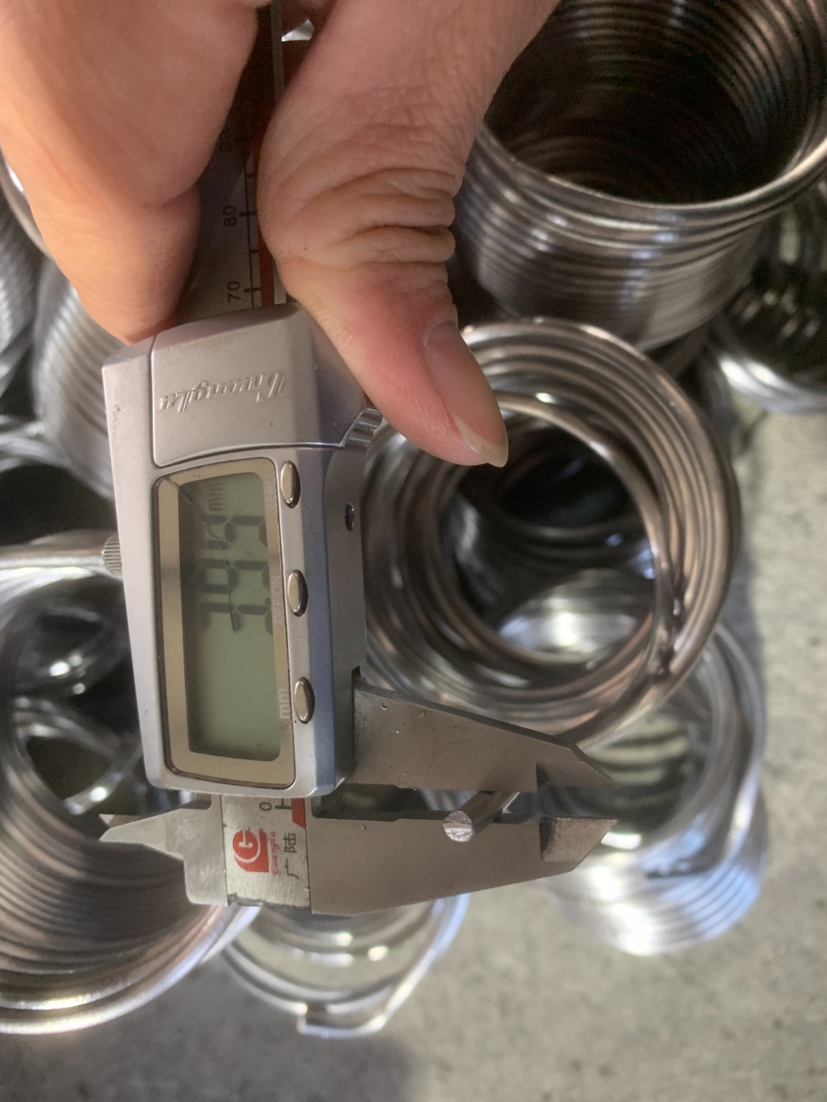 新疆铅丝加工厂家